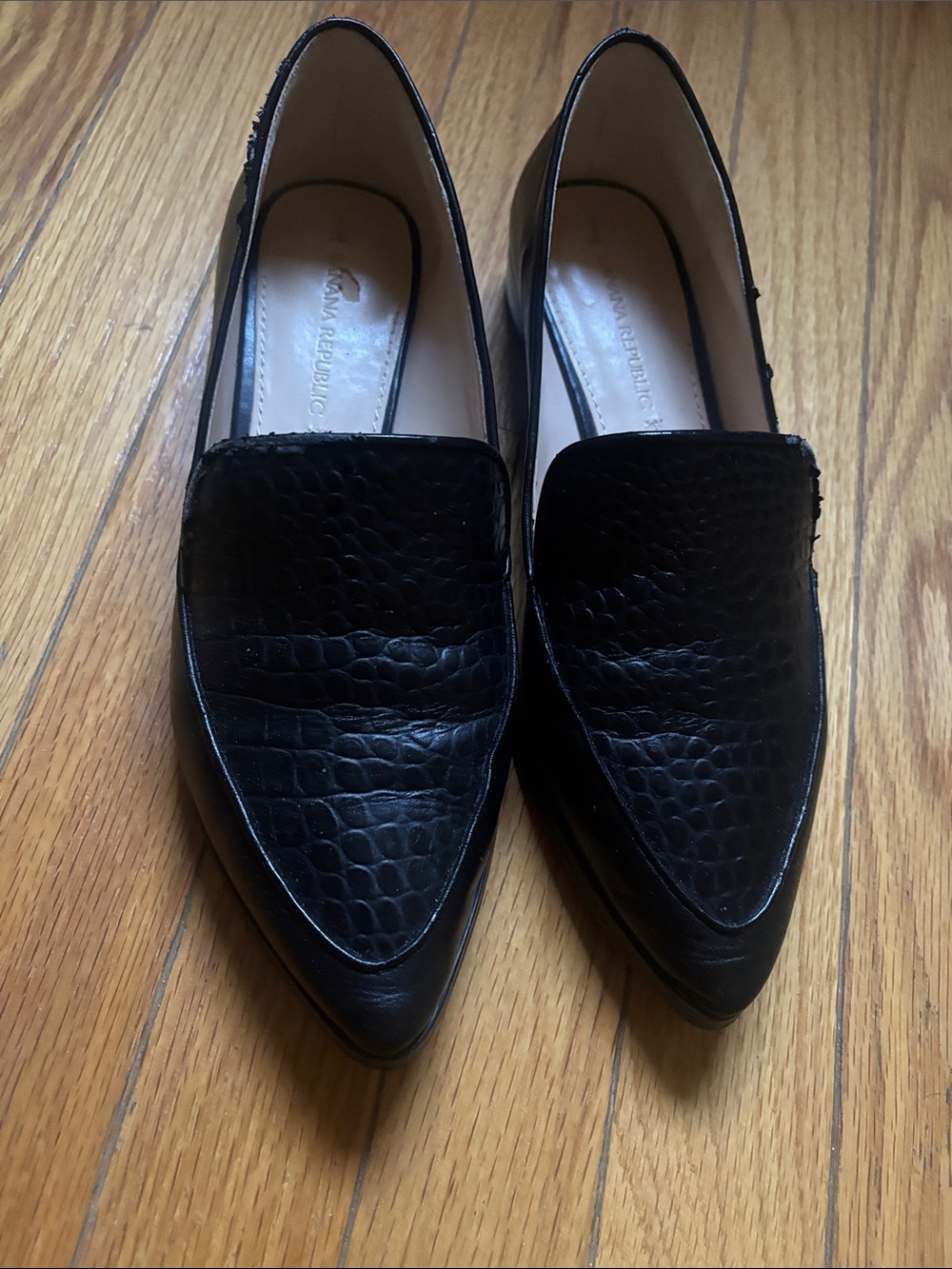 Banana Republic Black Textured Pointed-Toe Loafers
